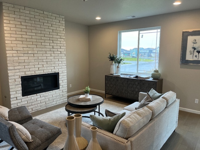 Building Photo - 14714 Normande Dr