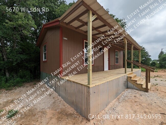 Foto del edificio - 5670 Wilson Rd