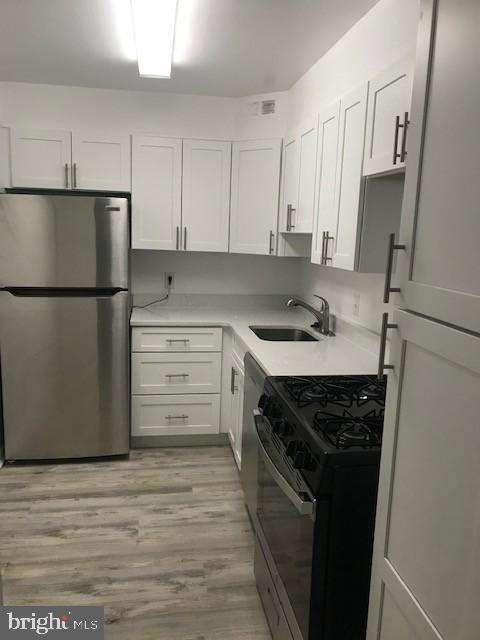 Foto del edificio - 10320 Westlake Dr