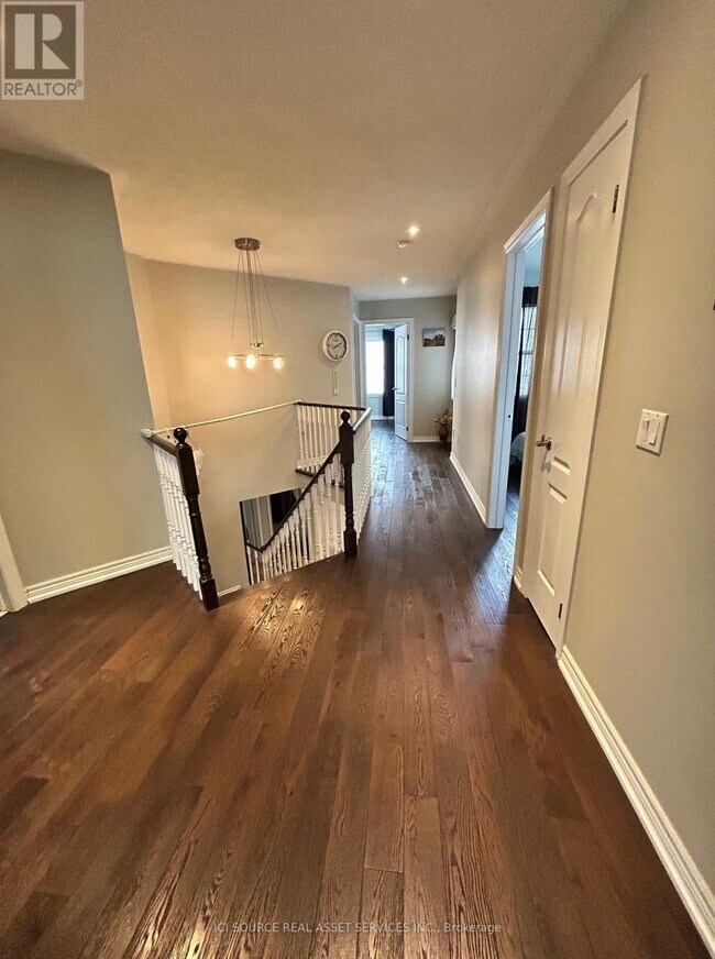 Photo du bâtiment - 5579 Creditrise Pl