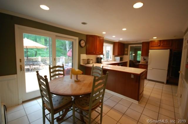 Building Photo - 36 Revere Pl