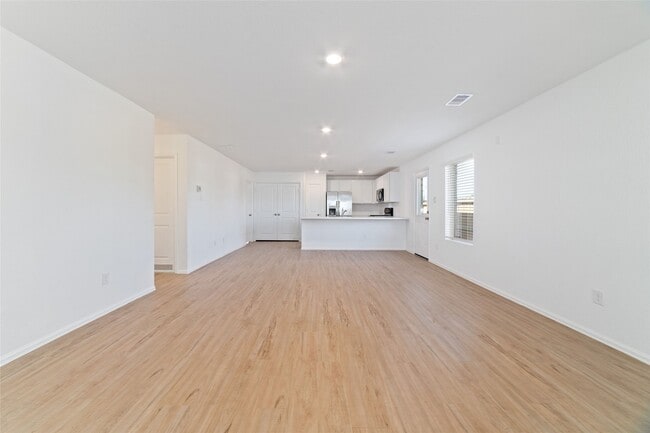 Building Photo - 7611 Cedar Birch Dr