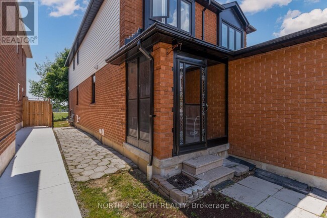 Building Photo - 6114 Duford Dr