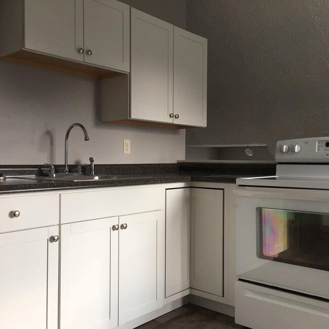 Building Photo - 184 Buffalo St