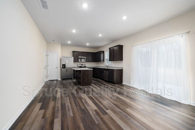 Foto del edificio - 1504 Arapahoe Ridge Dr