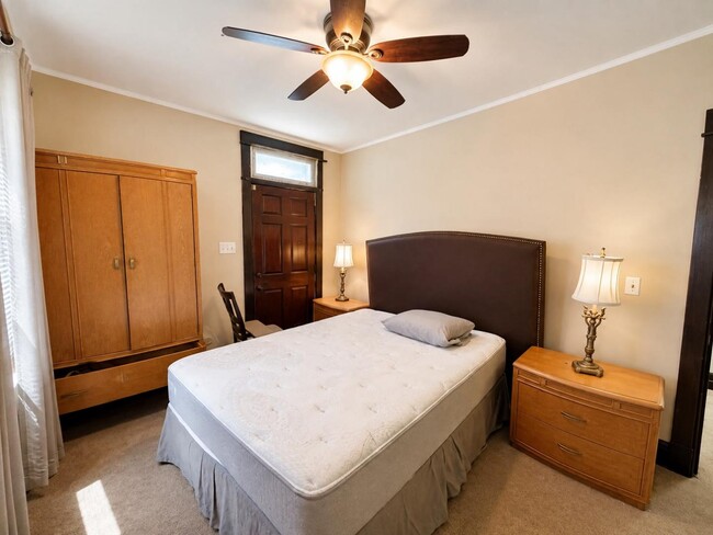 Foto del edificio - 3409 Chapline St