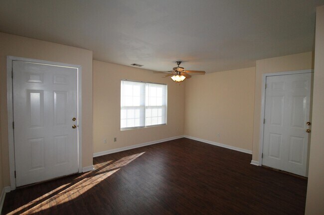 Building Photo - 9024 Whispering Pines Blvd