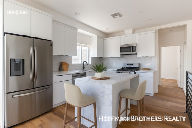 Foto del edificio - 4507 1/4 W 18th St