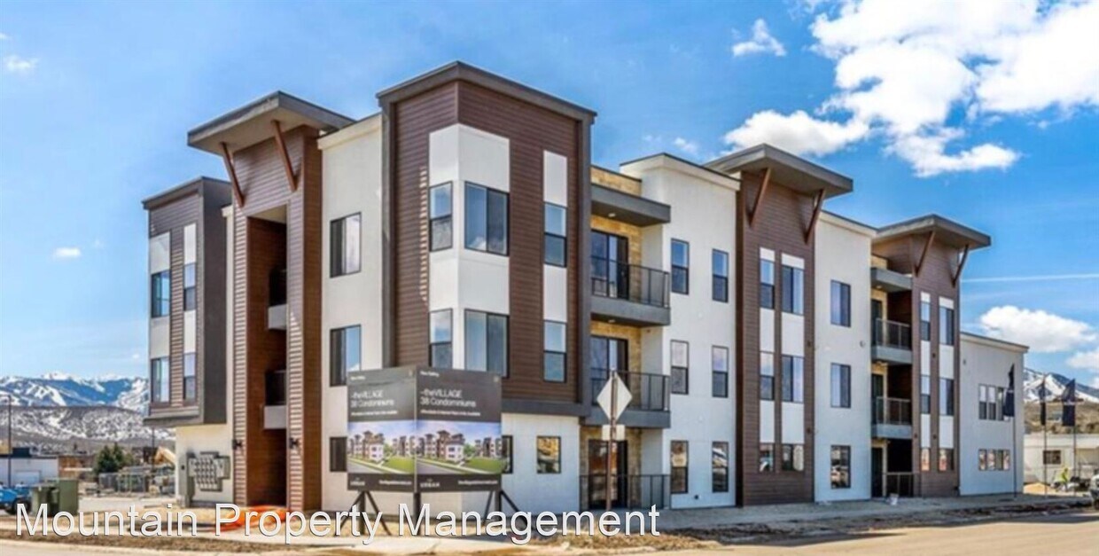 Primary Photo - Studio, 1 bath House - 6495 Serviceberry D...