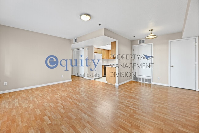 Building Photo - 537 S 900 E