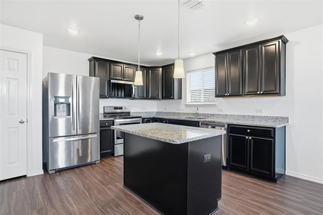 Foto del edificio - 6049 Misty Breeze Dr