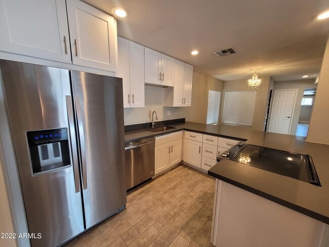 Foto del edificio - 8826 E Altadena Ave
