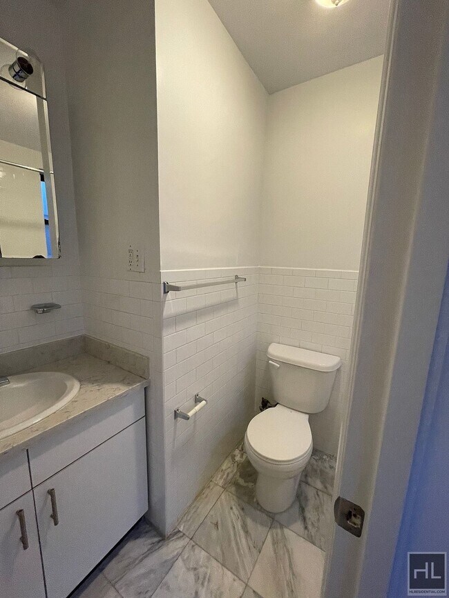 Building Photo - EAST 87TH STREET