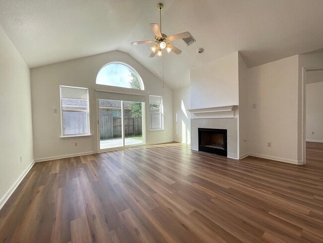 Building Photo - 9001 Wildwater Way
