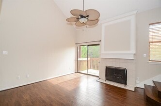 Building Photo - 737 Davis Rd