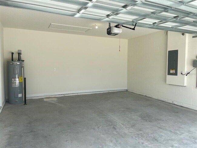 Foto del edificio - 8434 Hardy Bay Lp