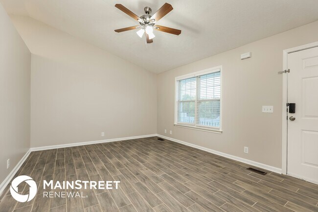 Foto del edificio - 121 Antioch Woods Way