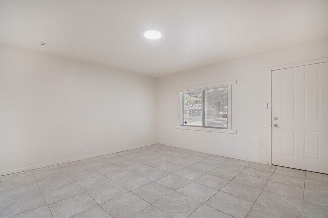 Foto del edificio - 126 Saint Robert Dr