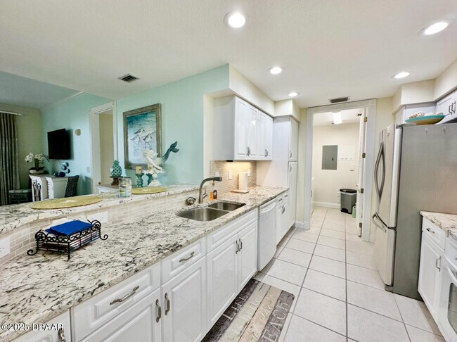 Foto del edificio - 4620 Riverwalk Village Ct