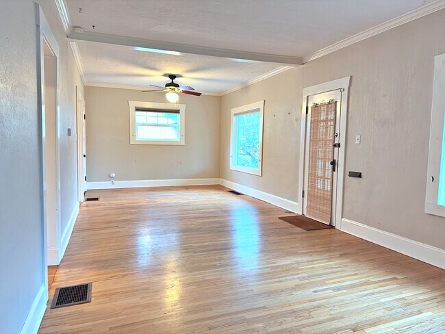 Foto del edificio - 4631 SE Clinton St