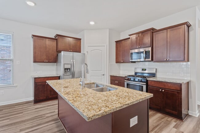 Foto del edificio - 2432 Fenimore Loop