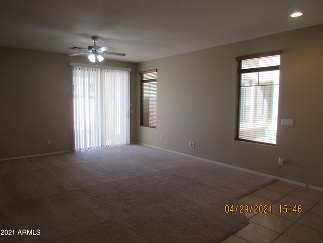 Building Photo - 1258 E Thompson Way
