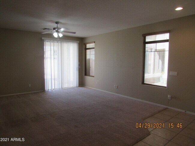 Foto del edificio - 1258 E Thompson Way