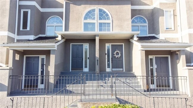 Building Photo - 45 St Claire Ln NE