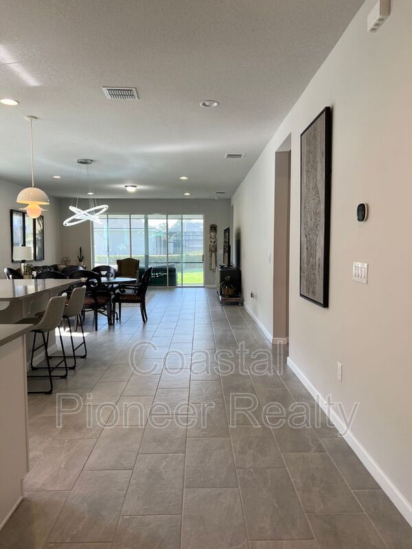 Building Photo - 904 Better Days Pl