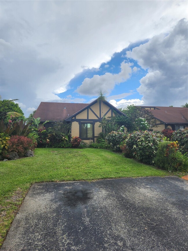 Foto del edificio - 4440 NW 92nd Way