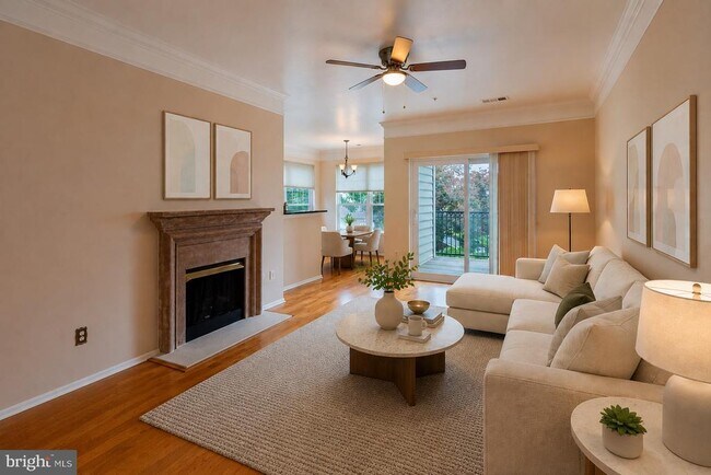 Foto del edificio - 1600 Spring Gate Dr.