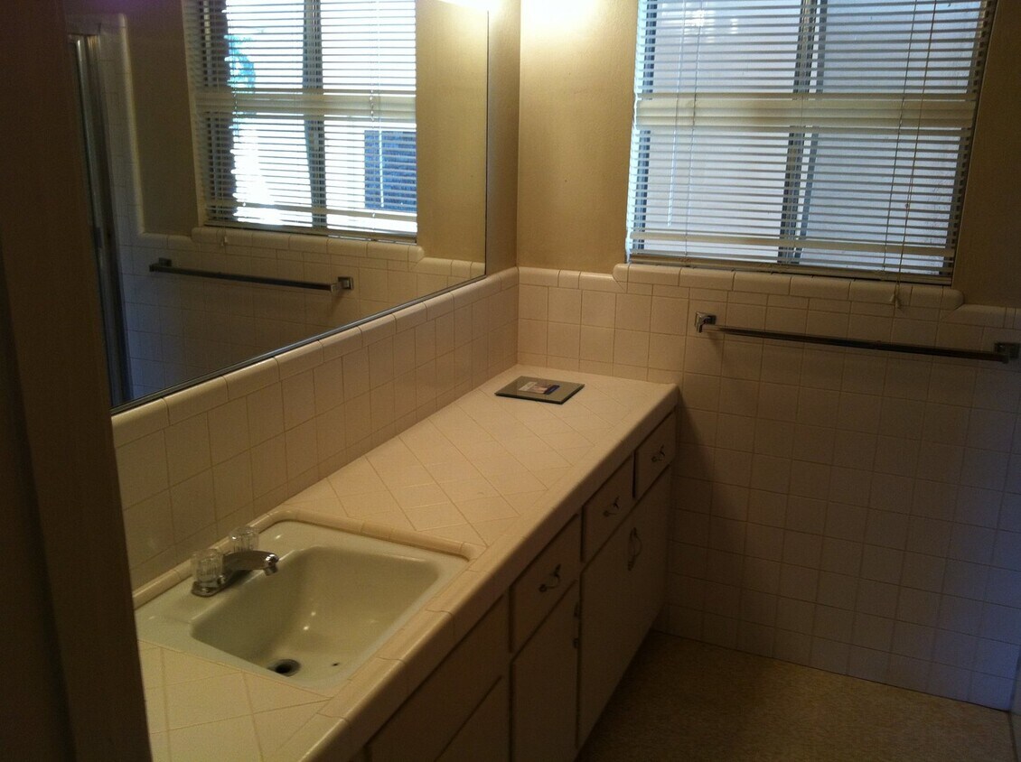 Foto del edificio - 2 bedroom 1 bath house in Wheatland