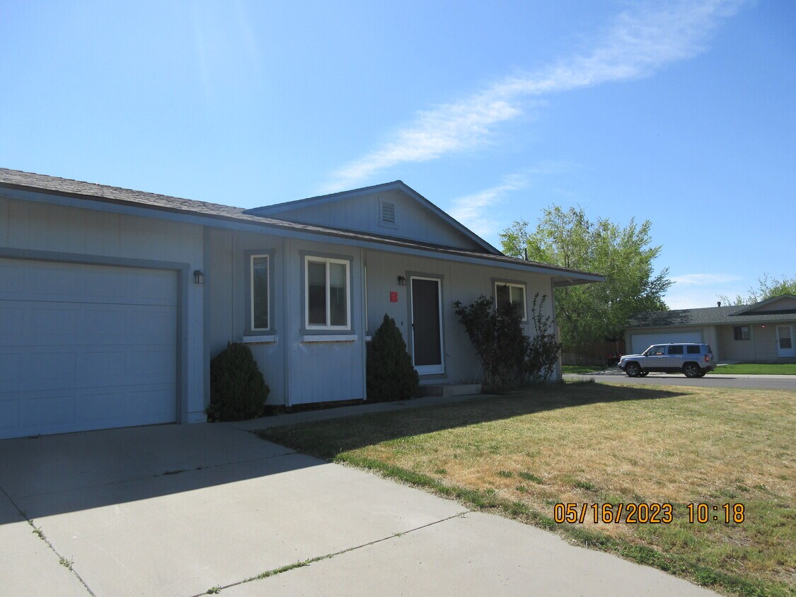 769 Wheeler Way, Gardnerville, NV 89460 Townhome Rentals in