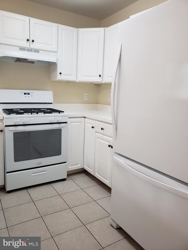 14081 Asher View, Centreville, VA 20121 Townhome Rentals in