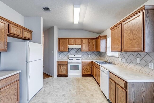 Building Photo - 405 Fort Thomas Pl