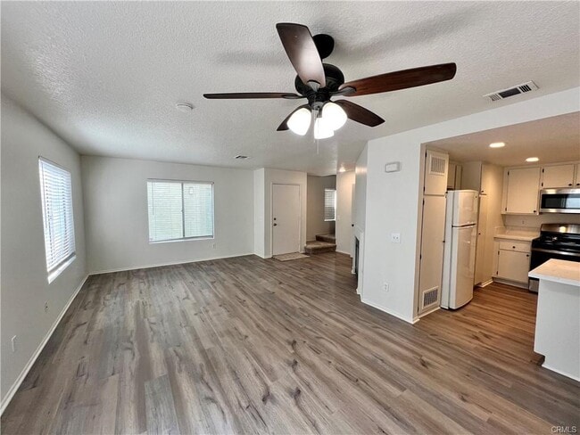 Foto del edificio - 8353 Sunset Trail Pl