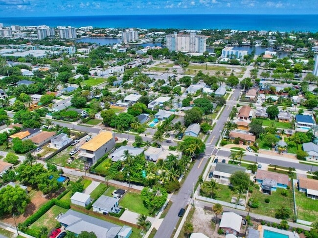 Photo - 201 SE 7th St House