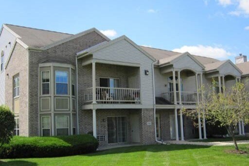Primary Photo - Forest Downs Apartments