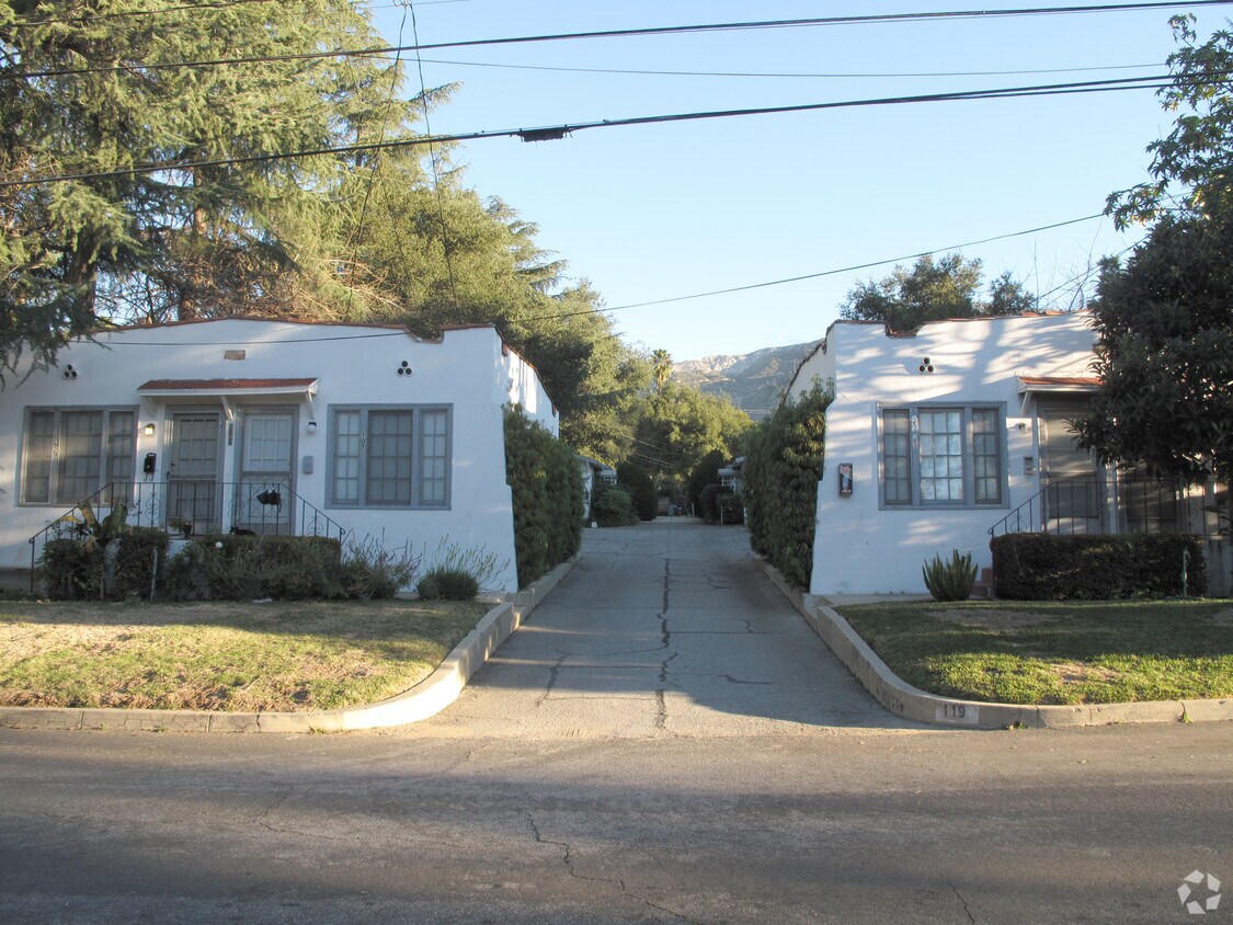 Primary Photo - 111-119 E Pine St