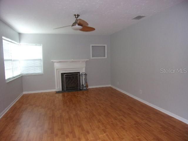 Foto del edificio - 826 Hollingsworth Rd