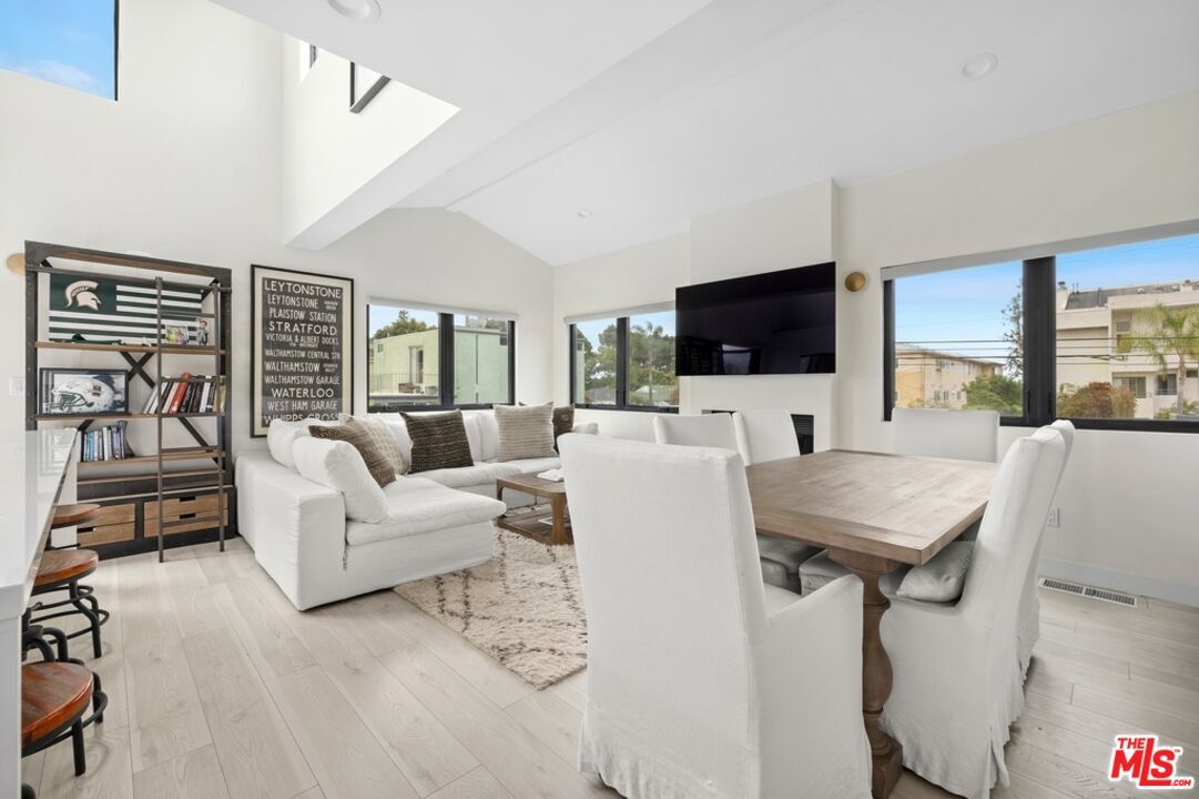 Foto principal - 2225 4th St