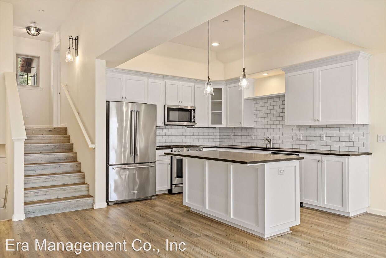 Primary Photo - 2 br, 2.5 bath House - 103 Greve Place