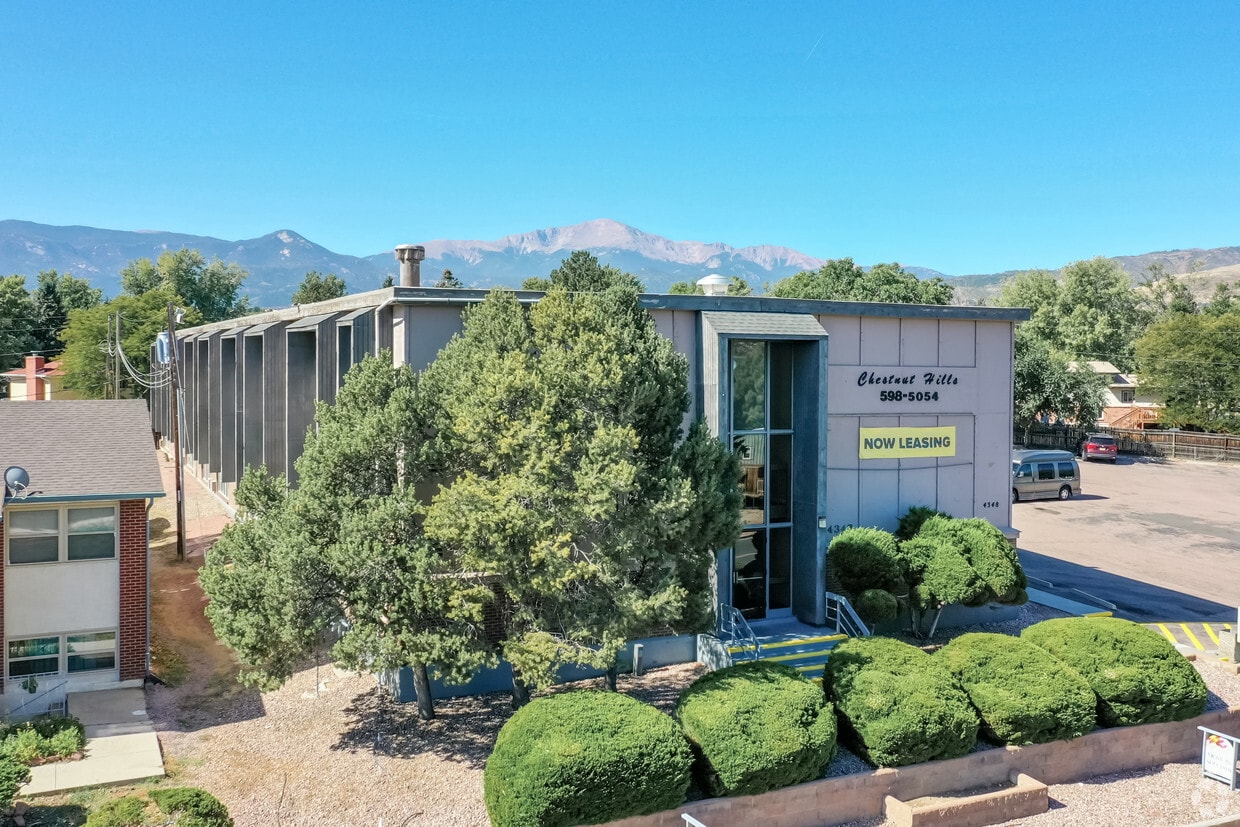 Chestnut Hills Apartments Colorado Springs, CO