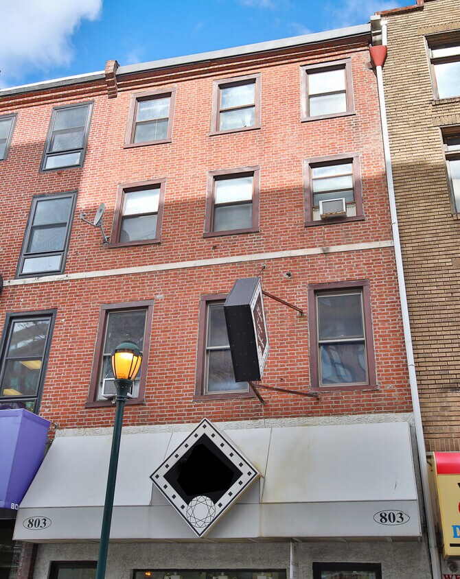 803 Sansom St Unit 4, Philadelphia, PA 19107 Condo for Rent in