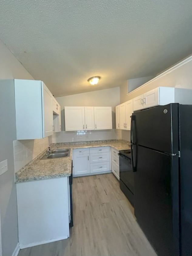 Primary Photo - COMING SOON! 2 Bedrooms, 1 bathroom in Bel...