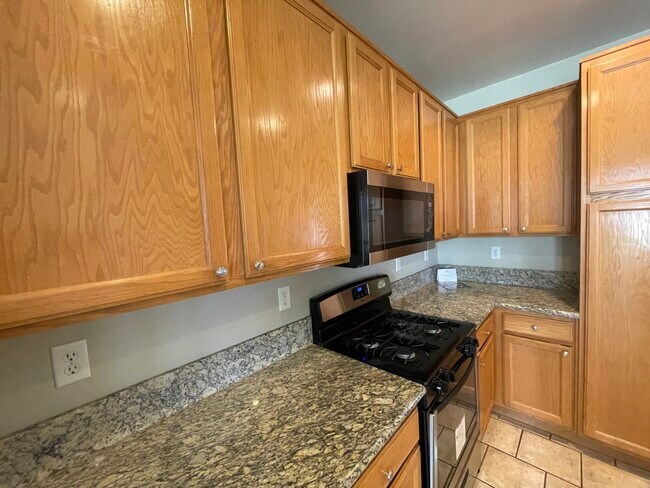 Building Photo - 3915 Cobble Ct