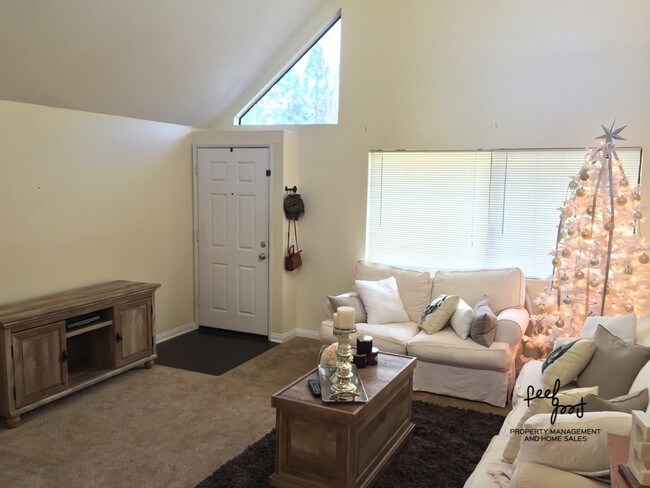 Foto del edificio - 17955 Caminito Pinero