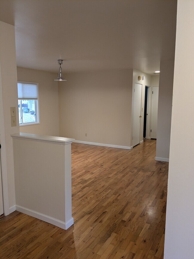 Foto principal - 5220 SW Franklin Ave