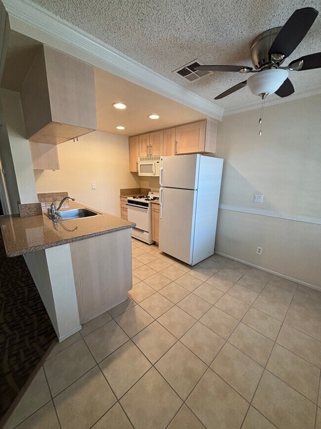 Foto del edificio - 82954 Stewart Dr