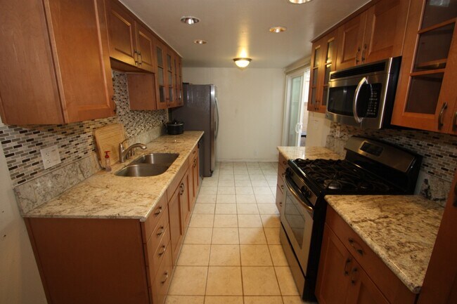 Foto del edificio - 2925 Wellesley Ct